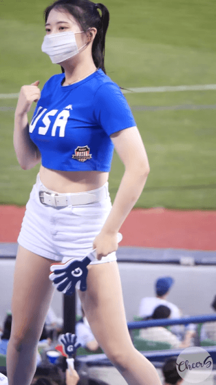 11795816586304812.gif