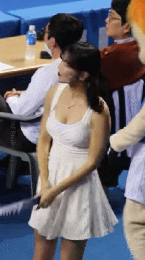 24957616640785550.gif