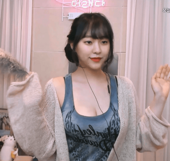 46242916710291641.gif