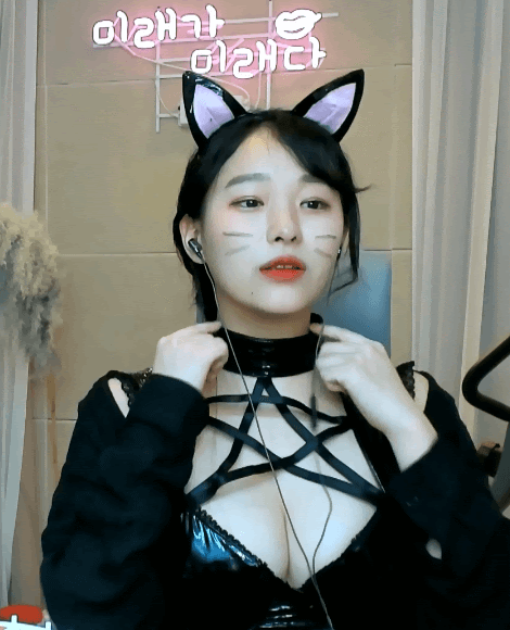 63902516710292221.gif