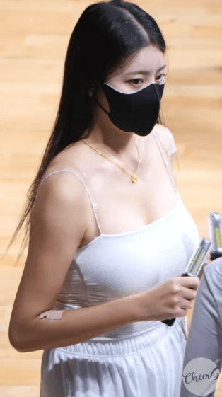 70239016710295540.gif
