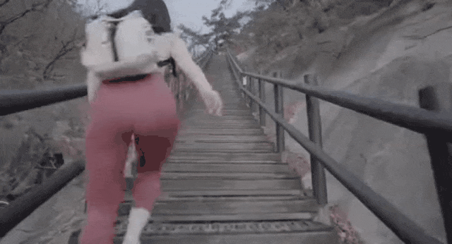 93926616809084300.gif