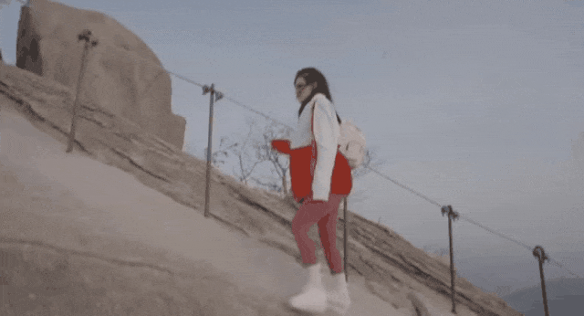 93926616809084322.gif