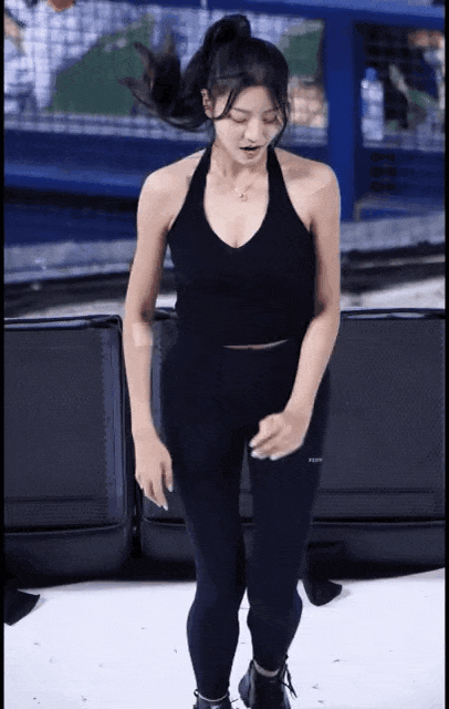 98074116847145492.gif