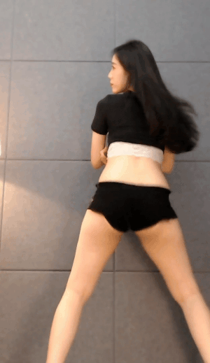 2042233426_io4CJfNA_ezgif.com-gif-maker_28729.gif