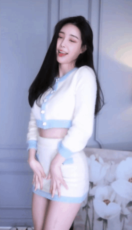 2042233515_2ZbQXWLN_ezgif.com-gif-maker_28429.gif