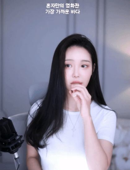 2042233515_4h5KAaHX_ezgif.com-gif-maker_28629.gif