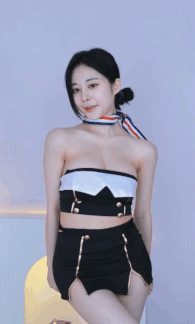 2042233646_Ev7xURBF_ezgif.com-gif-maker.gif