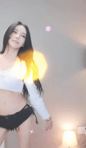 2042233686_zsHEbAoG_ezgif.com-gif-maker_28229.gif