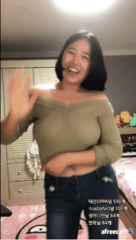 2042267677_4xTCmIhF_ezgif.com-gif-maker.gif