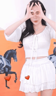 2042267751_E0owSlV6_ezgif.com-gif-maker_28229.gif