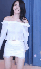 3554773252_p2AsRFJv_ezgif.com-gif-maker_28329.gif