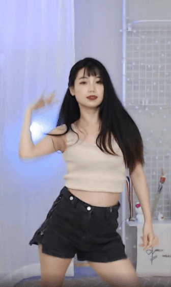 3667335417_Bzj4pTqm_ezgif.com-gif-maker.gif