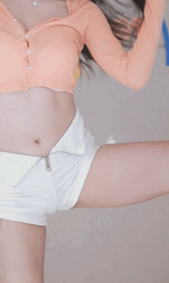 3667335417_kxoUs597_ezgif.com-gif-maker_28129.gif