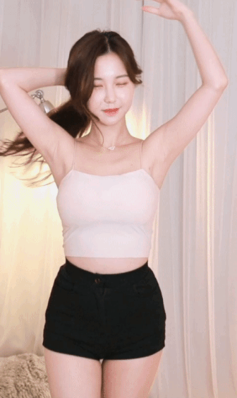 3667335515_BOKLXoPZ_ezgif.com-gif-maker_28229.gif