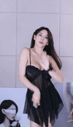 3667844105_E90Qs3qa_ezgif.com-gif-maker_281129.gif
