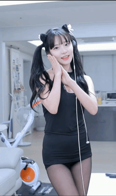 3696746950_3AOpDP2b_ezgif.com-gif-maker_28629.gif