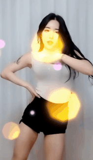 3696746950_5wizGtba_ezgif.com-gif-maker.gif