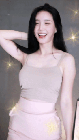 3696746950_BaALsroj_ezgif.com-gif-maker.gif