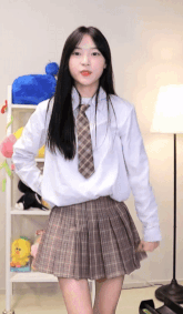 3696746950_FWkzR09K_ezgif.com-gif-maker_28229.gif