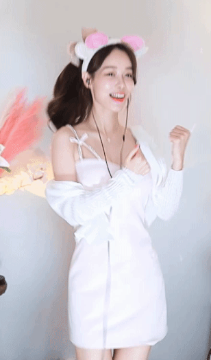 3696746950_HY0BhXqN_ezgif.com-gif-maker_28229.gif