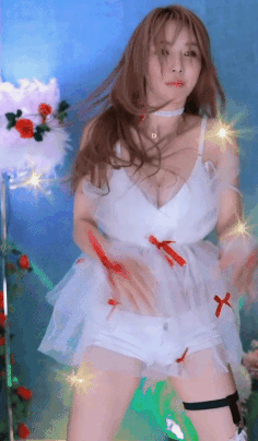 3696746950_MG04OnKj_ezgif.com-gif-maker_28229.gif