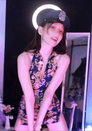 3696746950_SB1nOHfQ_ezgif.com-gif-maker_28529.gif