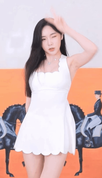 3696746950_T9KS1jFk_ezgif.com-gif-maker_28229.gif