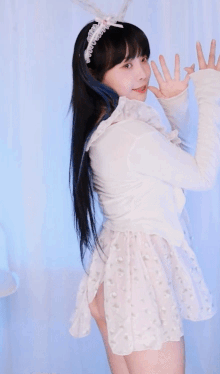 3696746950_enwM1ZYO_ezgif.com-gif-maker_28229.gif