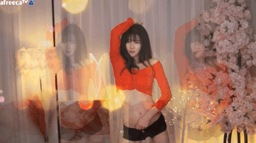 3696746950_juPzZqWh_ezgif.com-gif-maker_28329.gif
