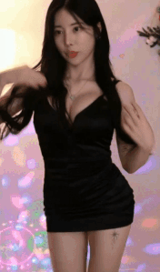 3696746950_oBuDx81F_ezgif.com-gif-maker_28529.gif