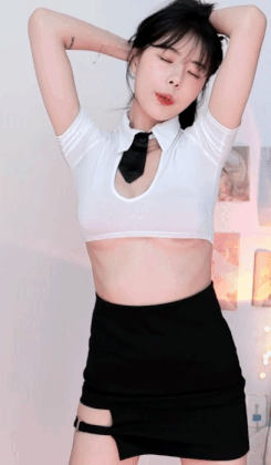 3696746950_rabfDWn6_ezgif.com-gif-maker_28329.gif