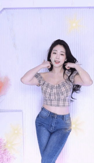 3696746950_w8jAda7v_ezgif.com-gif-maker_28329.gif