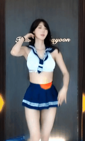 989925262_76PdnvbY_ezgif.com-gif-maker_28529.gif