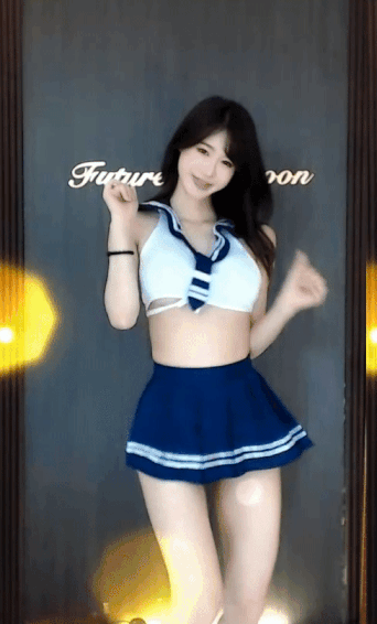 989925262_WFoTpxHD_ezgif.com-gif-maker_28329.gif