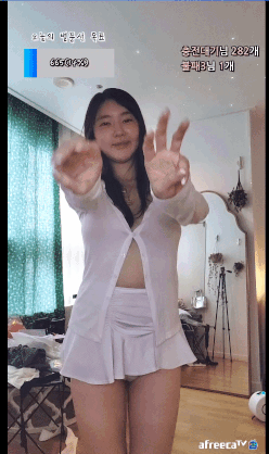 989925262_XgOb15fw_ezgif.com-gif-maker_28229.gif