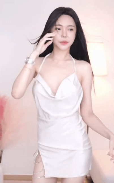 989925262_YaOt9SFN_ezgif.com-gif-maker_28429.gif