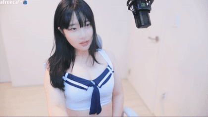 990010688_SaTz21ER_ezgif.com-gif-maker_28429.gif