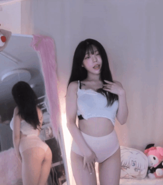 990010702_r0T2Y9H8_ezgif.com-gif-maker_28329.gif