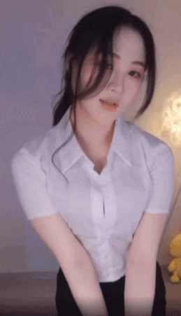 990010734_iDecyk2b_ezgif.com-gif-maker_28429.gif