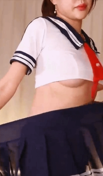 990010842_pto5IhYj_ezgif.com-gif-maker_28429.gif