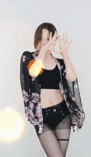 990010953_P0zIra9T_ezgif.com-gif-maker_28329.gif