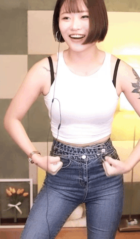 990010953_XYCn3Agb_ezgif.com-gif-maker_28229.gif