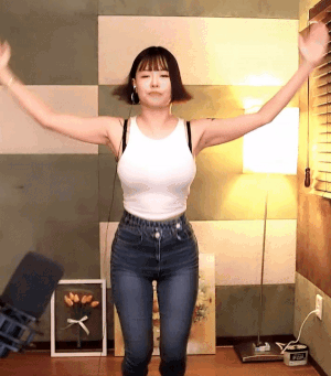 990010953_kJ26HsgD_ezgif.com-gif-maker.gif