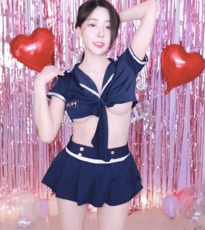 990011092_m58jKp6J_ezgif.com-gif-maker_28429.gif