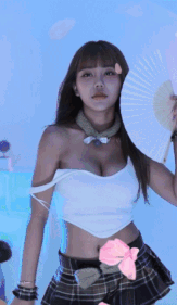 990011093_PrM7XS5x_ezgif.com-gif-maker_28629.gif