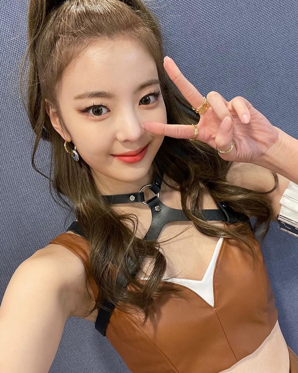 itzy.all.in.us_20211012_113832_5.jpg