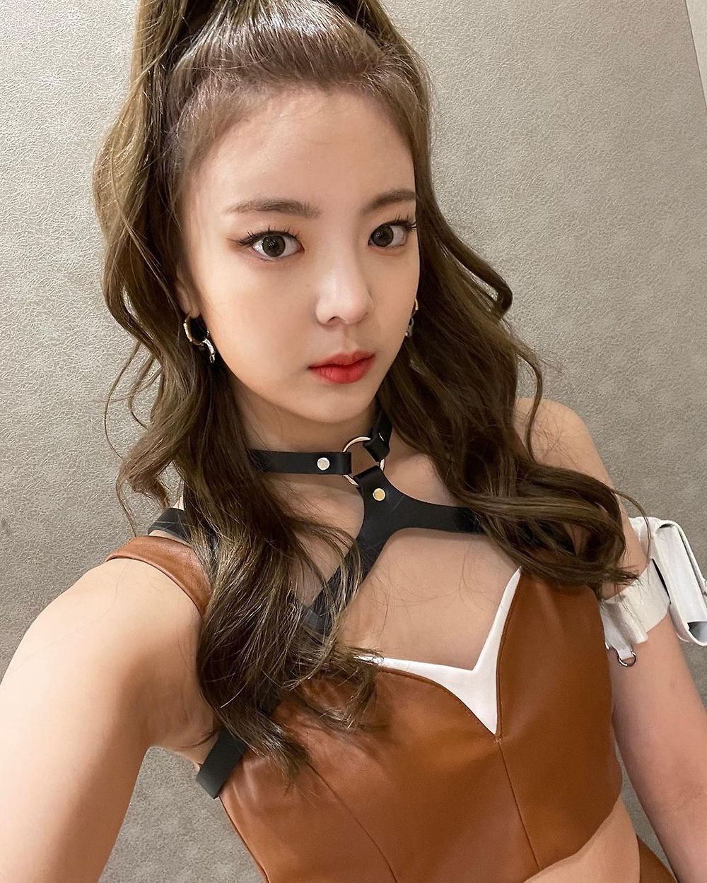 itzy.all.in.us_20211012_113832_2.jpg