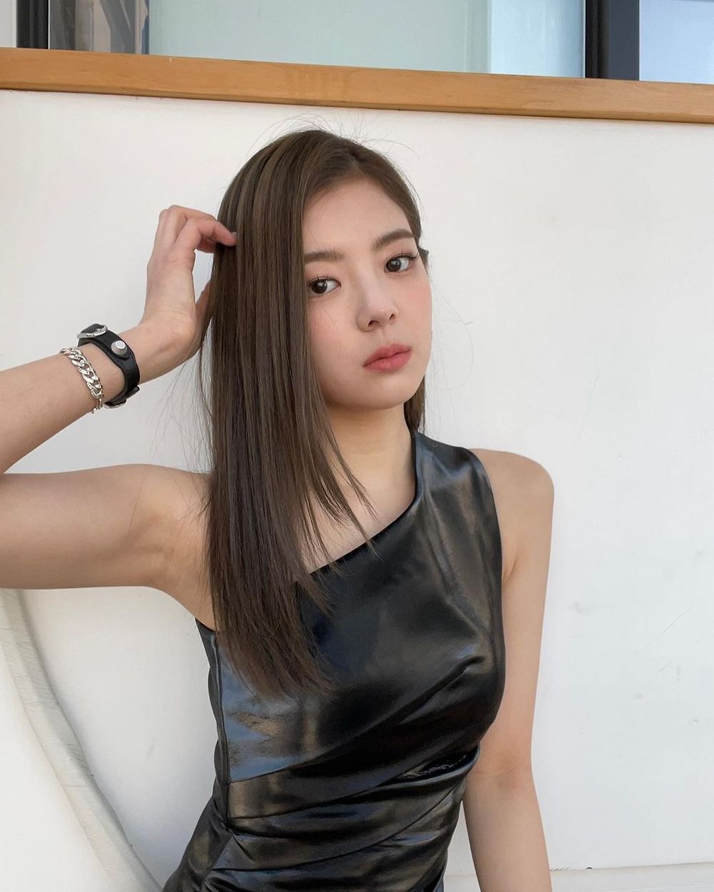 itzy.all.in.us_20211012_114318_8.jpg