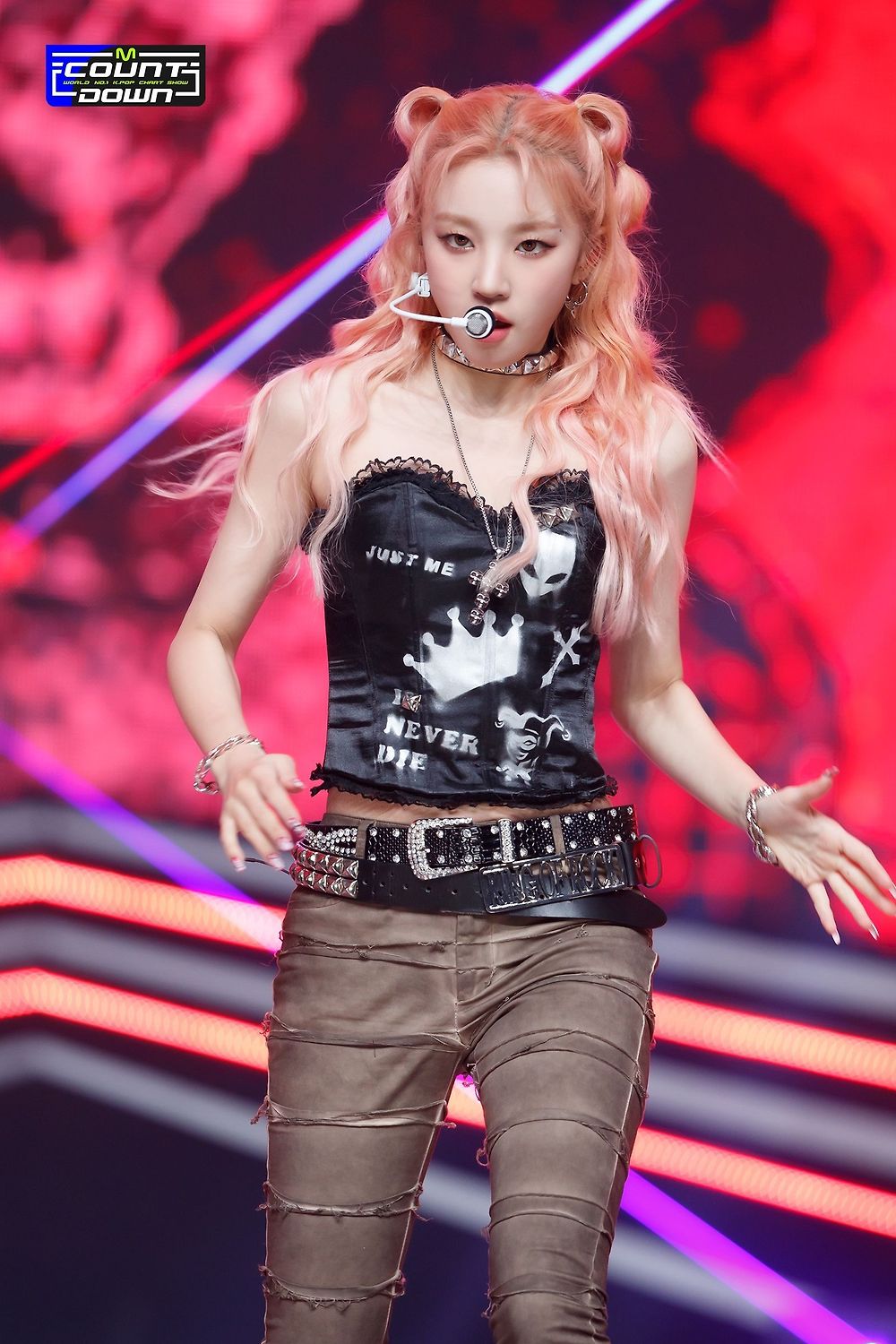 (G)I-DLE_(24) (1).jpg